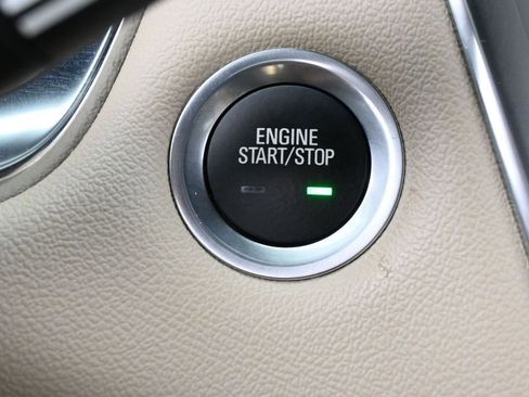 Used 2023 Chevrolet Traverse LS FWD image 25