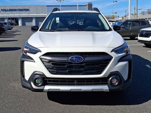 New 2025 Subaru Outback Limited image 2