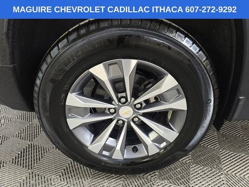 Used 2026 Chevrolet Equinox LT AWD/4WD image 13