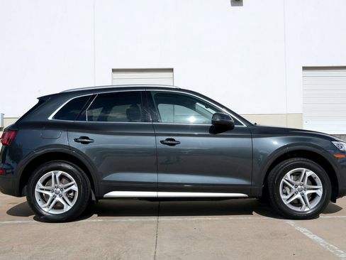 Used 2019 Audi Q5 2.0T Premium w/ Convenience Package AWD/4WD image 14