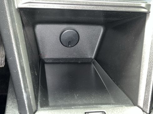 Used 2016 Chevrolet Equinox LT w/ Convenience Package image 20