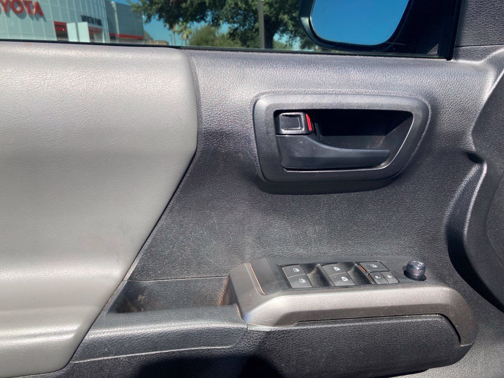 Used 2023 Toyota Tacoma SR5 RWD image 12