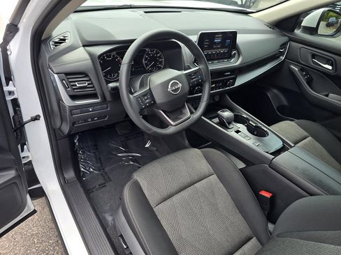 Used 2026 Nissan Rogue SV w/ Cold Weather Package FWD image 16