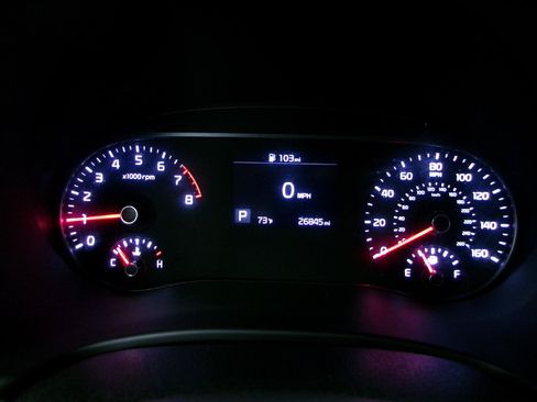 Used 2022 Kia Soul LX FWD image 7