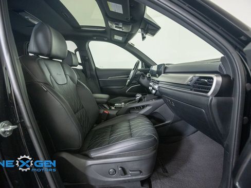 Used 2024 Kia Telluride EX X-Line AWD/4WD image 43