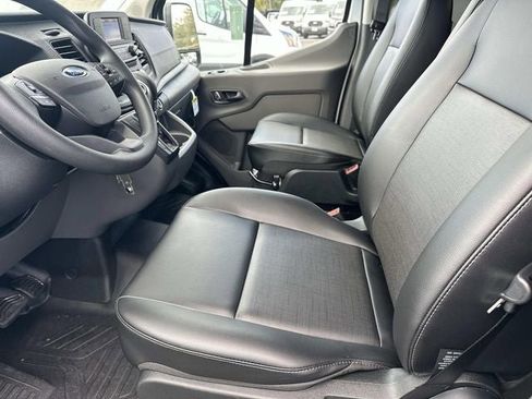 New 2025 Ford Transit 250 Base image 9
