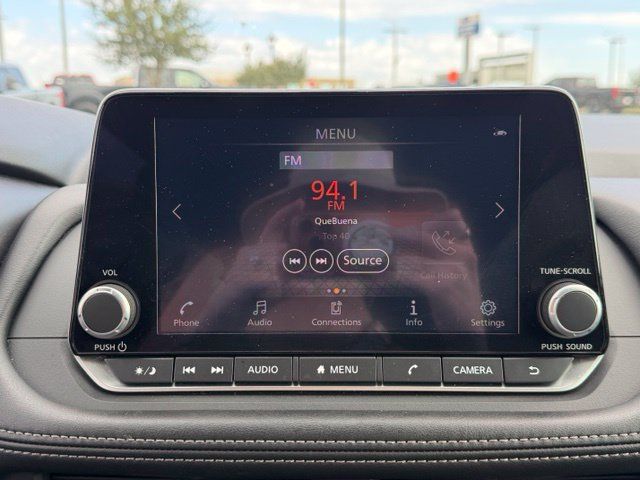 Used 2025 Nissan Rogue SV AWD/4WD image 17