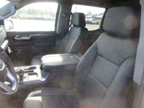 New 2026 GMC Sierra 1500 Elevation w/ Elevation Premium Package image 13