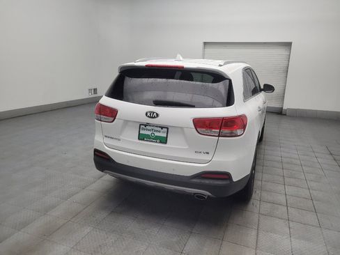Used 2018 Kia Sorento EX FWD image 7