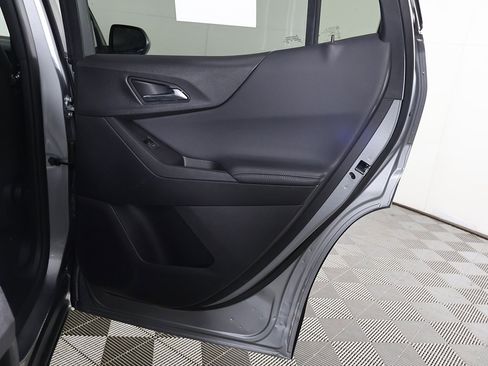 Used 2025 Chevrolet Equinox LT w/ Safety and Technology Package image 26