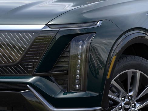 New 2026 Cadillac Vistiq Luxury image 10