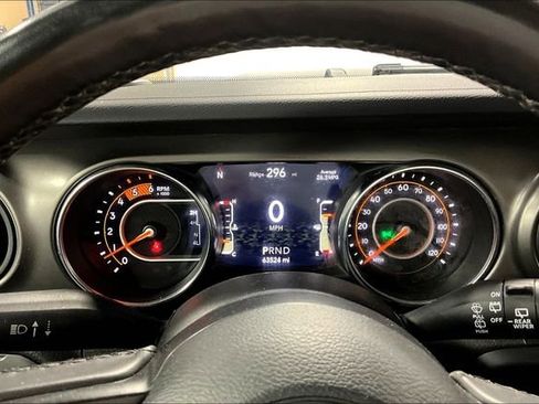 Used 2021 Jeep Wrangler Unlimited Sport AWD/4WD image 13