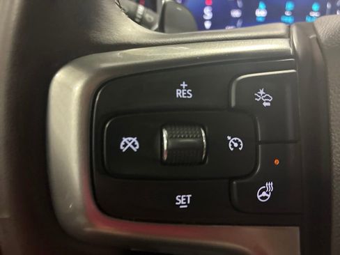 Used 2025 Chevrolet Silverado 1500 LTZ AWD/4WD image 25