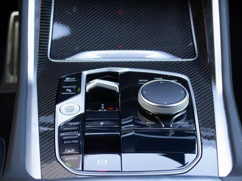 Used 2026 BMW X6 M60i image 21