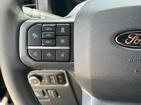 Used 2025 Ford F150 Lariat w/ Equipment Group 502A High AWD/4WD image 16