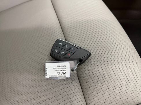 New 2026 GMC Yukon XL Elevation w/ Elevation Premium Package image 39