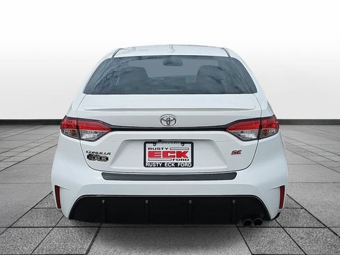 Used 2024 Toyota Corolla SE FWD image 6