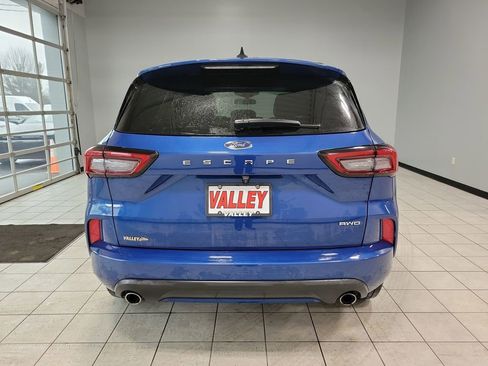 Used 2023 Ford Escape ST-Line w/ Tech Pack #1 image 9