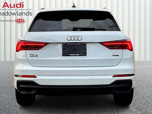 Used 2024 Audi Q3 2.0T Premium Plus image 5