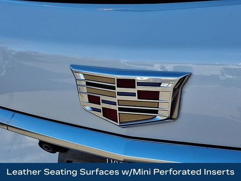 Used 2025 Cadillac XT5 Premium Luxury image 33