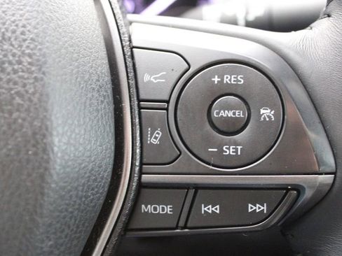 Used 2021 Toyota Camry XSE FWD image 34
