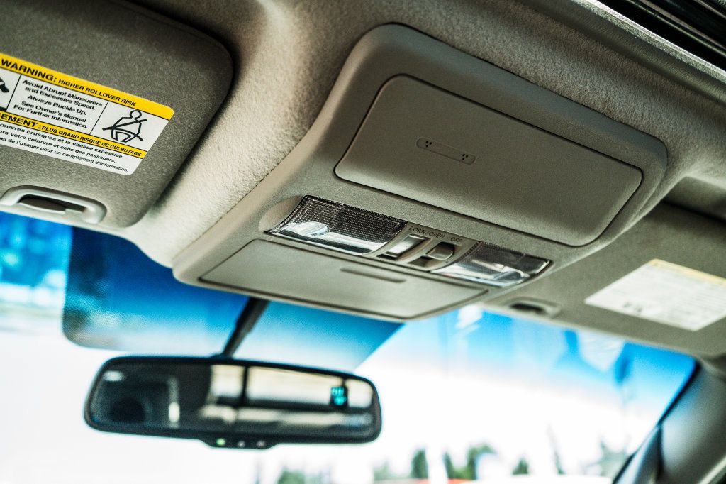 Used 2019 Nissan Frontier PRO-4X AWD/4WD image 32