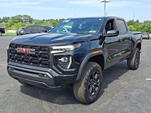 Certified 2025 GMC Canyon Elevation w/ Convenience Package AWD/4WD image 3