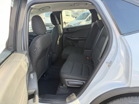 Used 2025 Ford Escape Active w/ Cold Weather Package AWD/4WD image 11