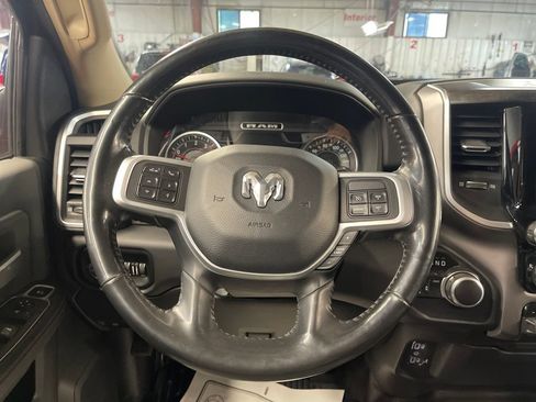 Used 2020 RAM 3500 Big Horn w/ Level 2 Equipment Group AWD/4WD image 20