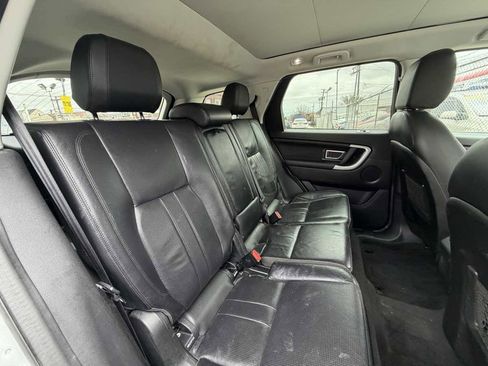 Used 2018 Land Rover Discovery Sport HSE image 27