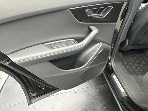 Certified 2025 Audi Q8 Premium Plus AWD/4WD image 18