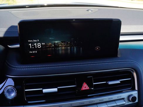 New 2025 Genesis G70 2.5T w/ Sport Prestige Package image 9