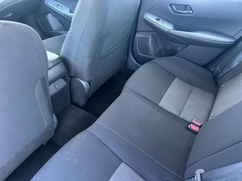 Used 2024 Nissan Sentra SV w/ All-Weather Package FWD image 4