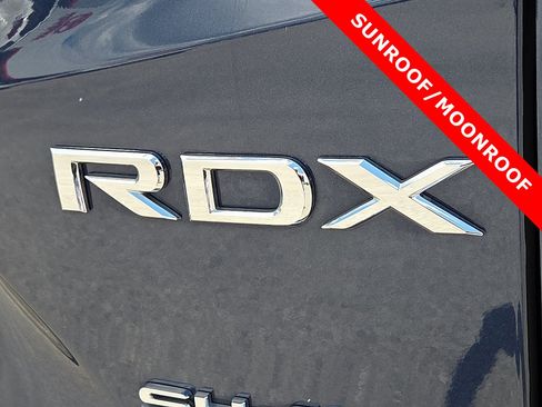 Used 2025 Acura RDX SH-AWD w/ Technology Package image 8