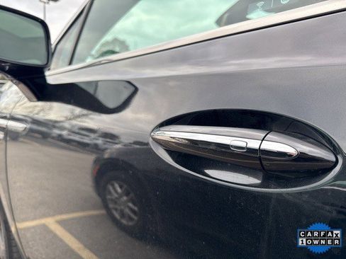 Used 2023 Buick Enclave Essence w/ Experience Buick Package image 11