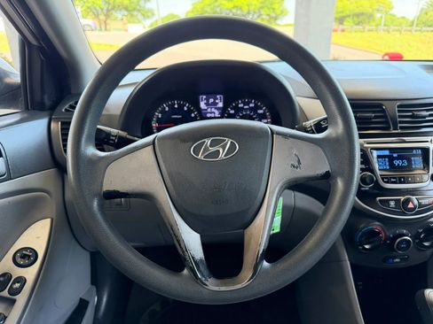Used 2016 Hyundai Accent SE FWD image 10