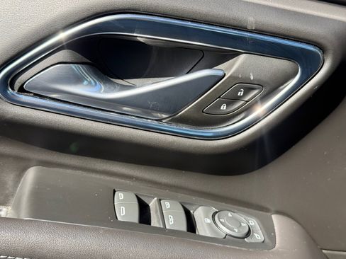 Used 2023 Chevrolet Tahoe LS image 24