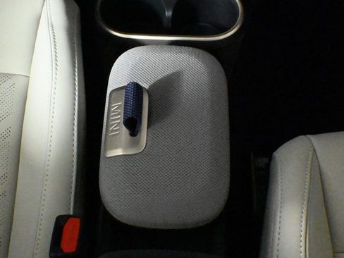 Used 2025 MINI Cooper S image 27