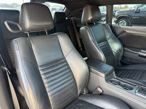Used 2012 Dodge Challenger R/T RWD image 24