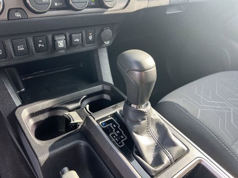 Used 2023 Toyota Tacoma TRD Sport image 26