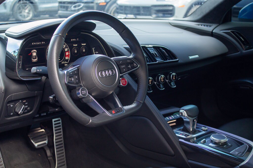 Used 2021 Audi R8 V10 RWD image 11