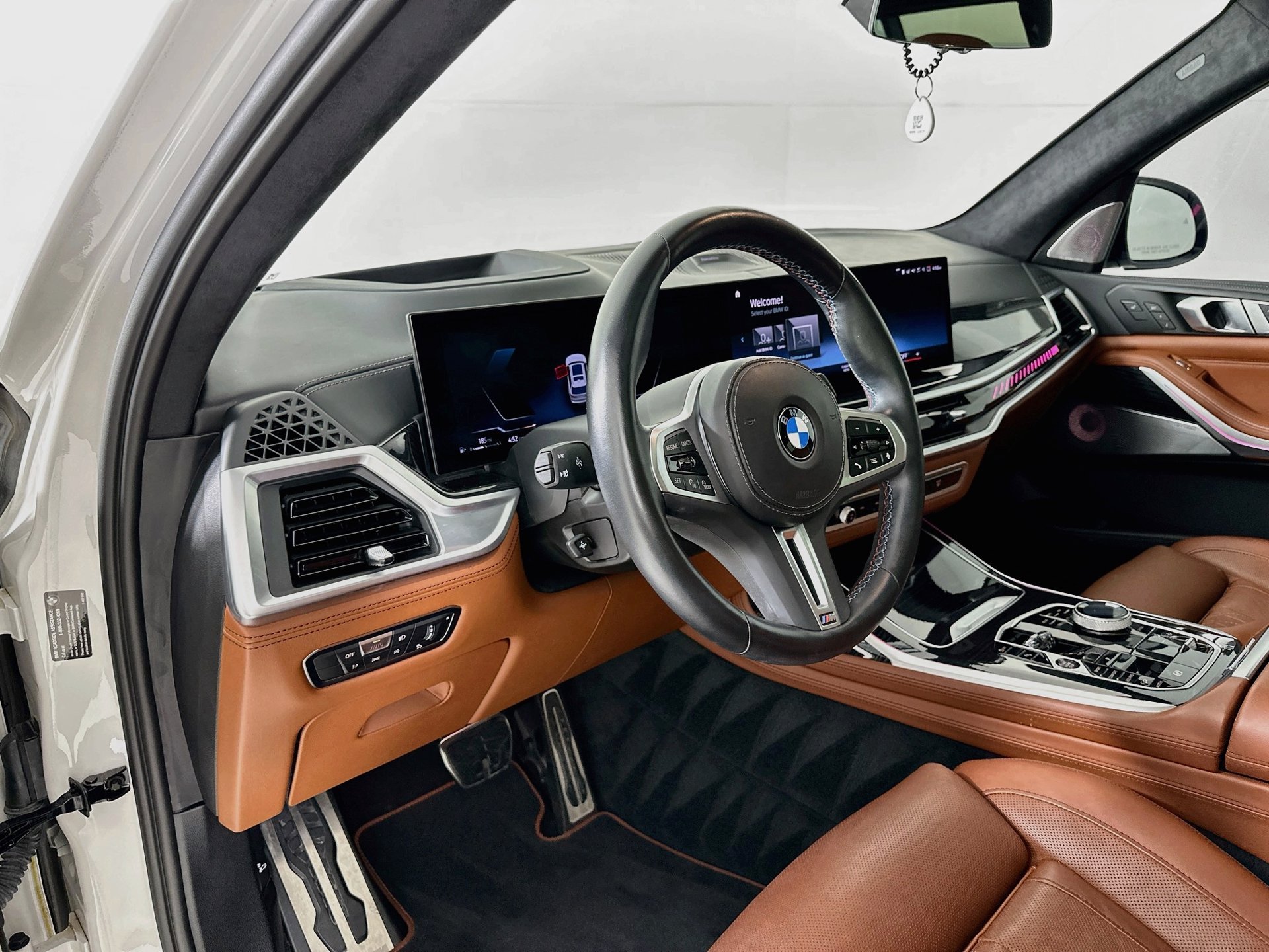 Used 2023 BMW X7 M60i w/ Executive Package AWD/4WD image 10
