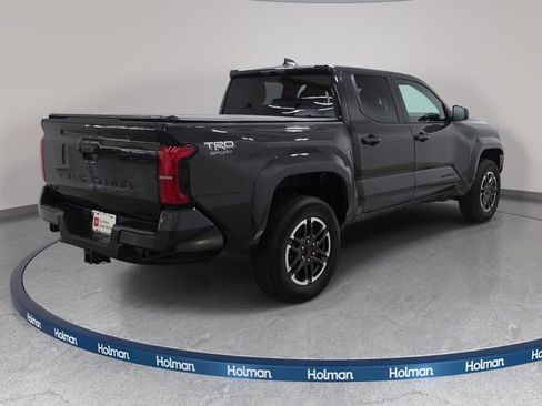 Certified 2025 Toyota Tacoma TRD Sport AWD/4WD image 5
