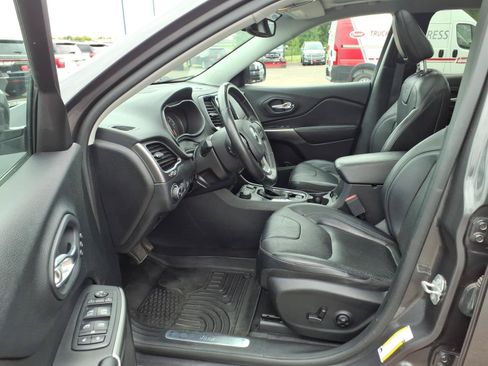 Used 2020 Jeep Cherokee Limited AWD/4WD image 10