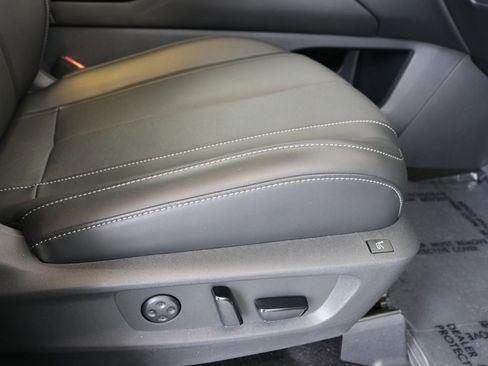 Certified 2025 INFINITI QX60 Sensory w/ Vision Package AWD/4WD image 48
