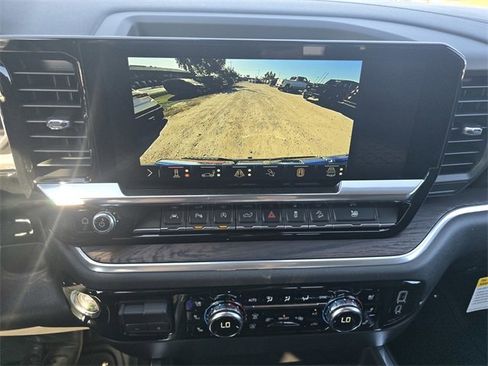 New 2026 GMC Sierra 1500 SLT image 20