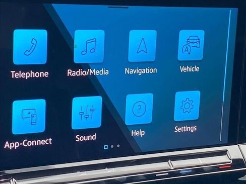 Used 2024 Volkswagen Atlas Cross Sport SEL R-Line image 16