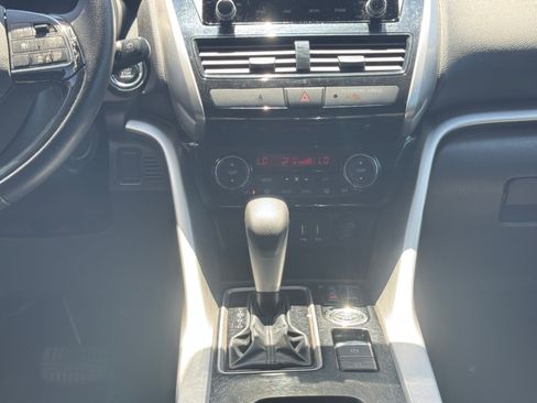 Used 2024 Mitsubishi Eclipse Cross SE AWD/4WD image 15