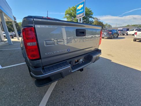 Used 2021 Chevrolet Colorado Z71 AWD/4WD image 23