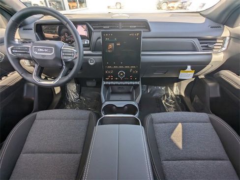 New 2026 GMC Terrain Elevation w/ Black Edition image 17